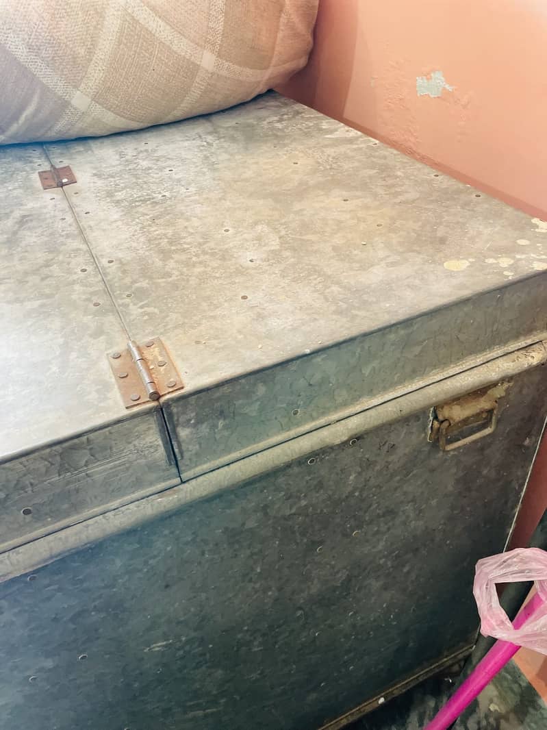 Paiti/ trunk 1