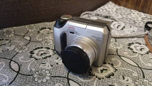 digital camera