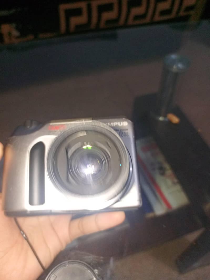 digital camera 6