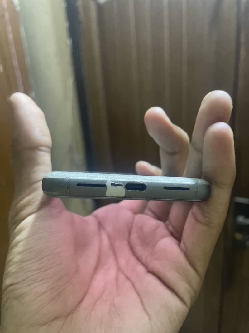 Google pixel 8 3