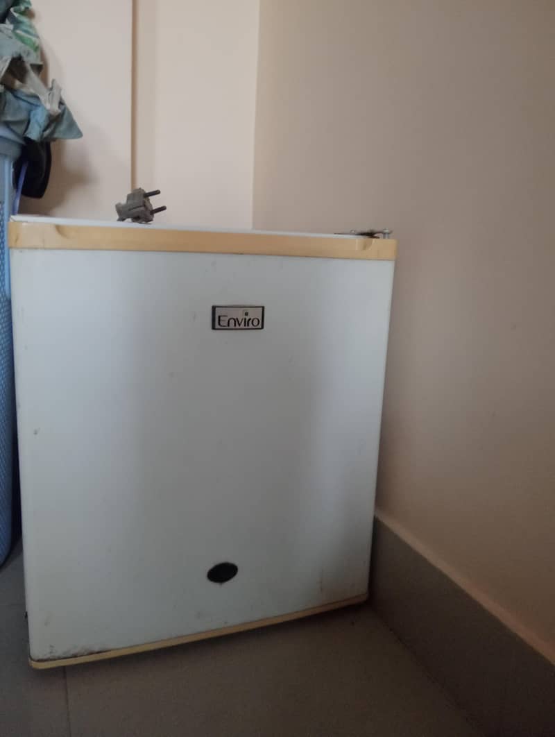Mini Refrigerator 0