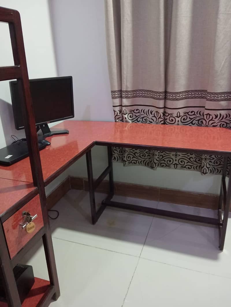Study/Computer Table 0