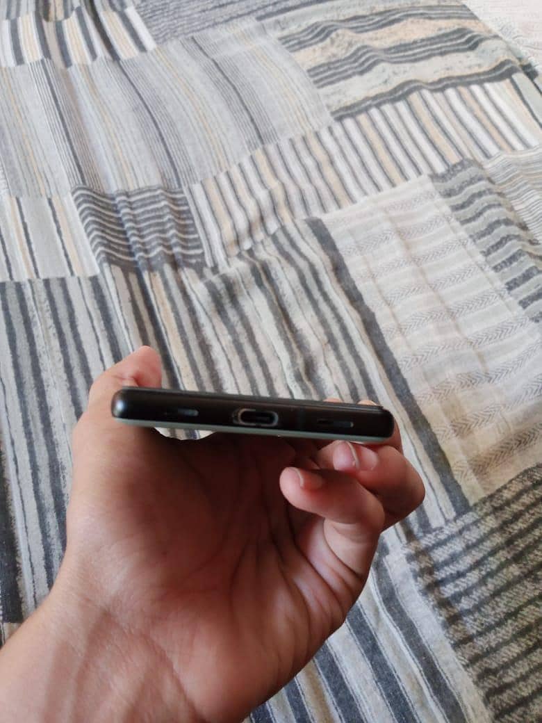 Pixel 6a 3