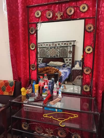 Iron Dressing Table – For Sale