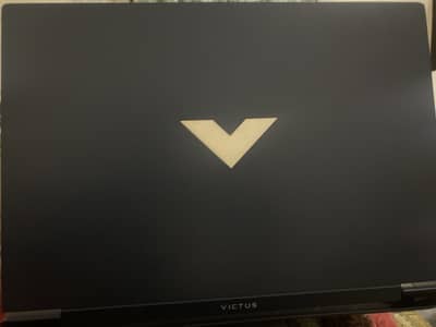 HP VICTUS 15