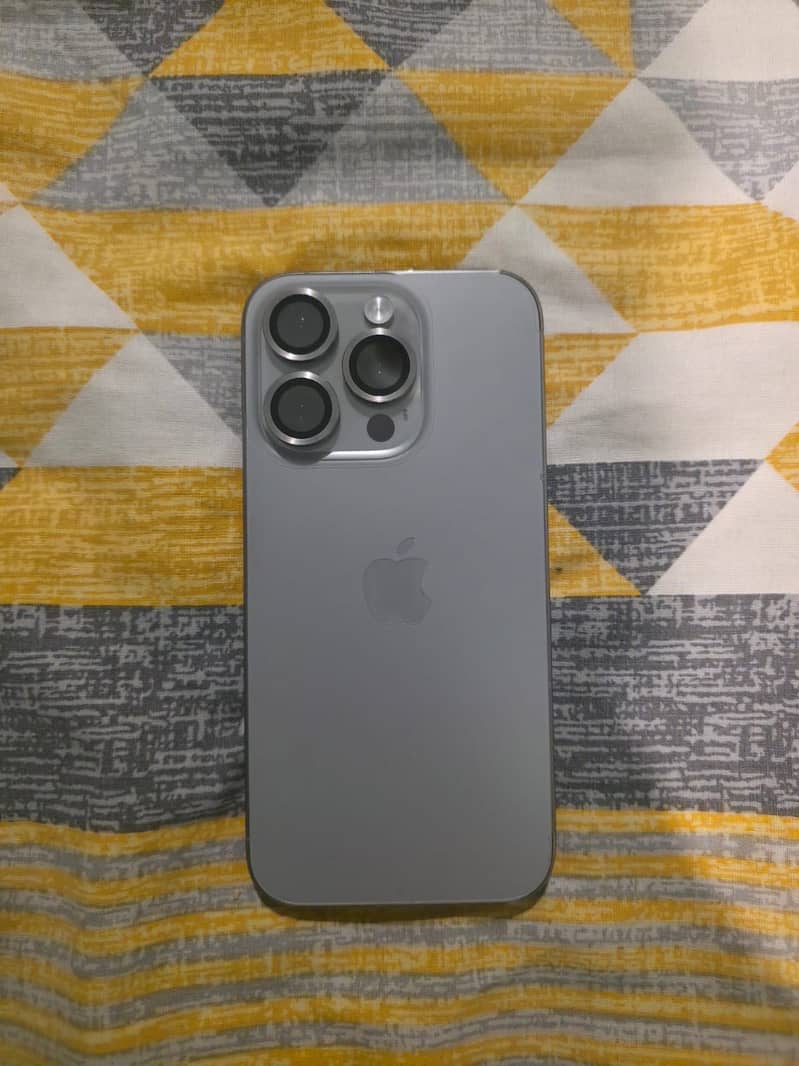 iPhone 15 pro 0