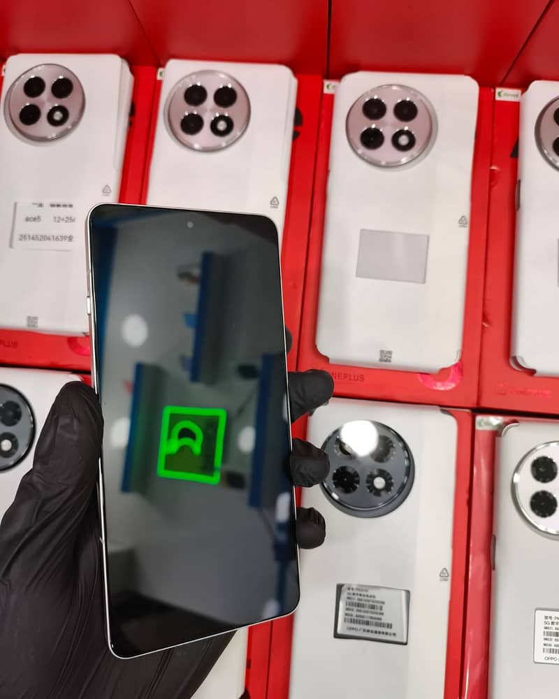 OnePlus ACE 5 3