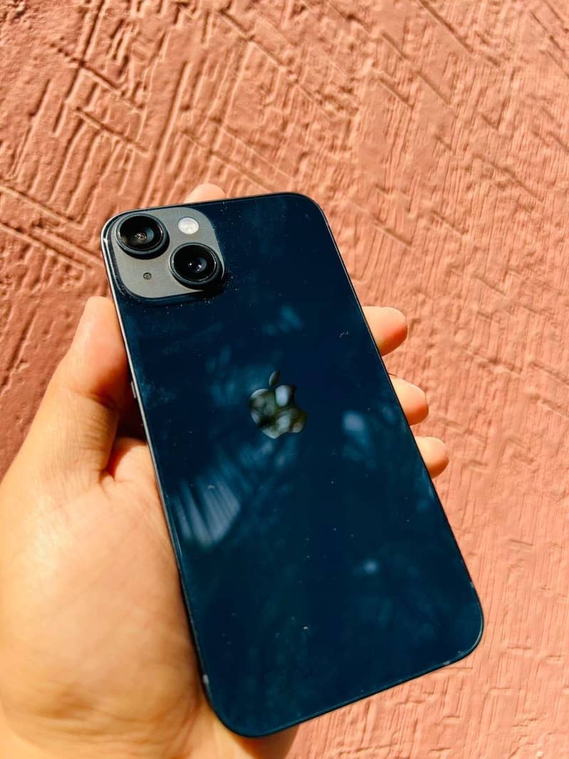 iPhone 13 1