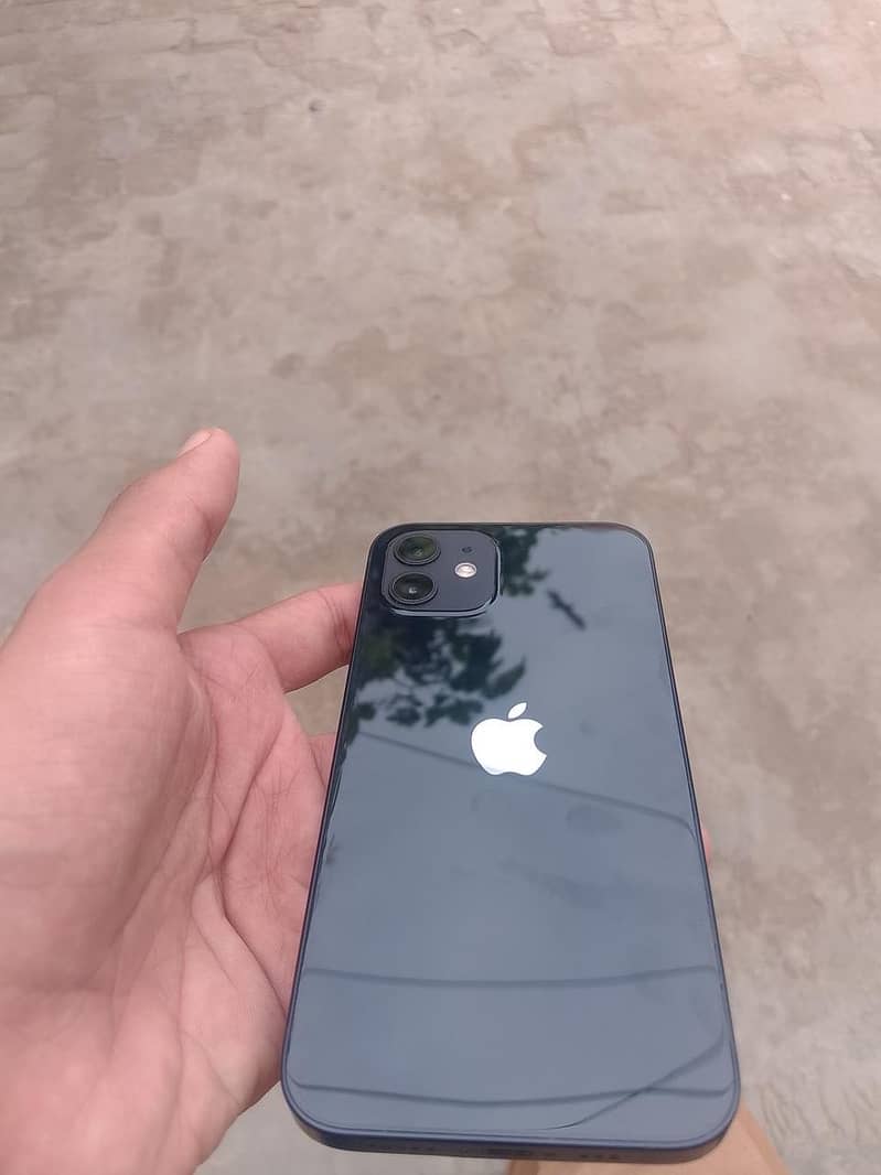 iPhone 12 2