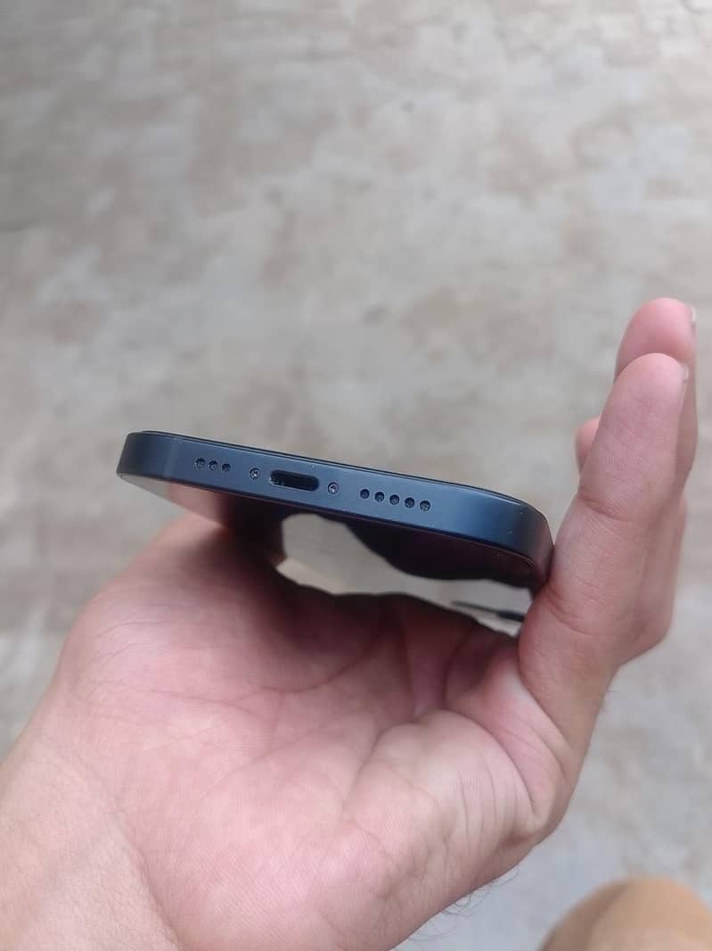 iPhone 12 7