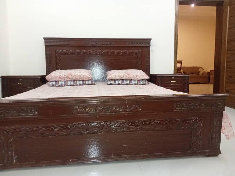 King bed 1
