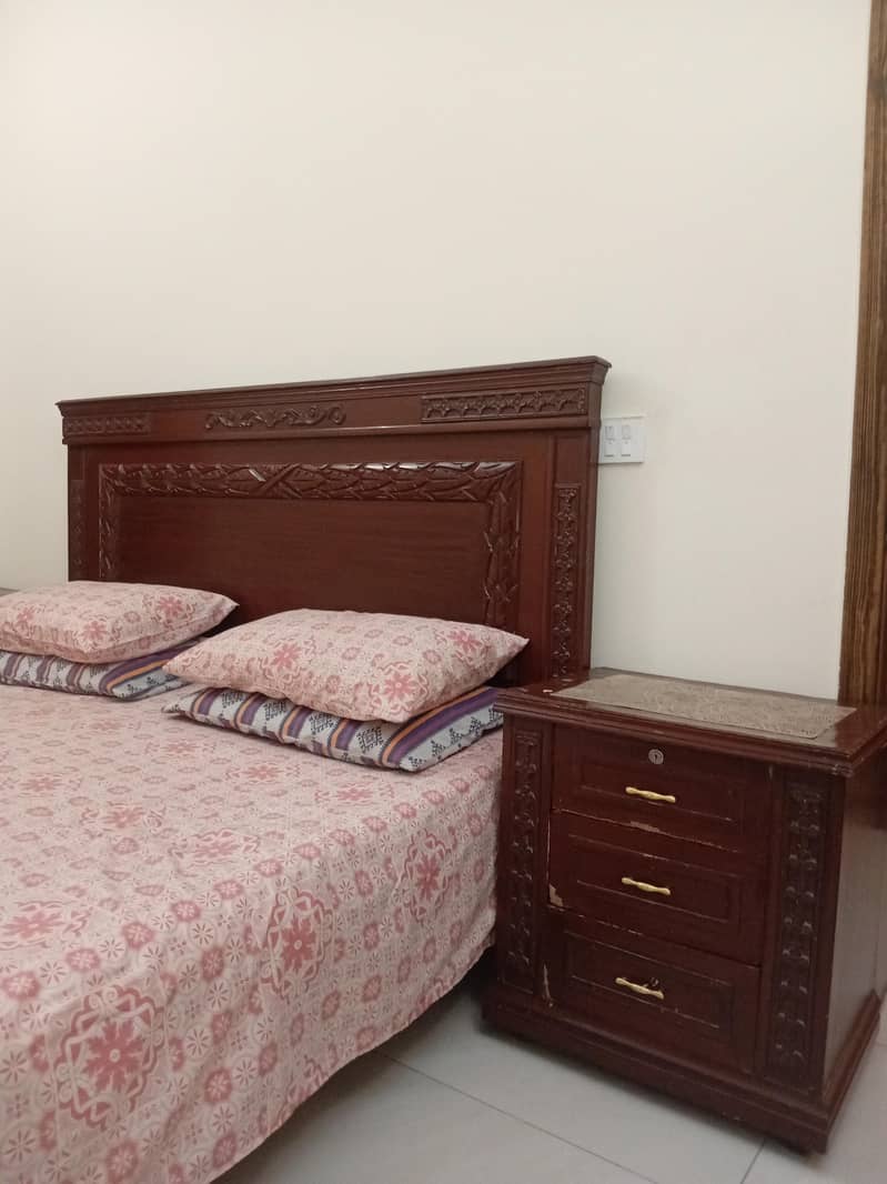 King bed 3