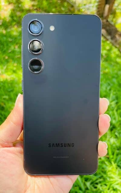 Samsung Galaxy S23 (black)(8+128)