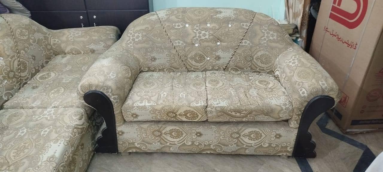 VIP Sofa 0