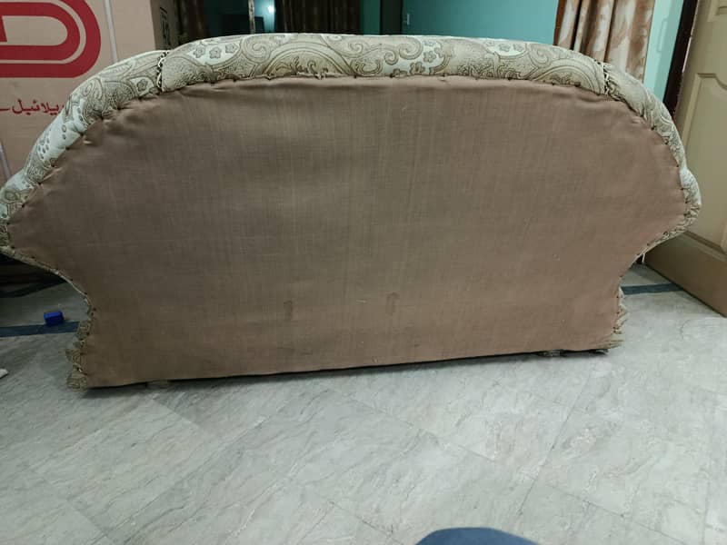 VIP Sofa 3