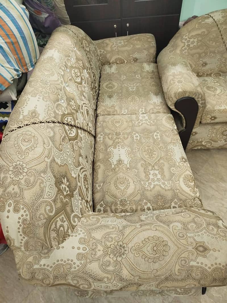 VIP Sofa 4