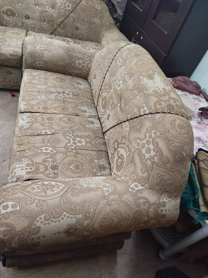 VIP Sofa 5