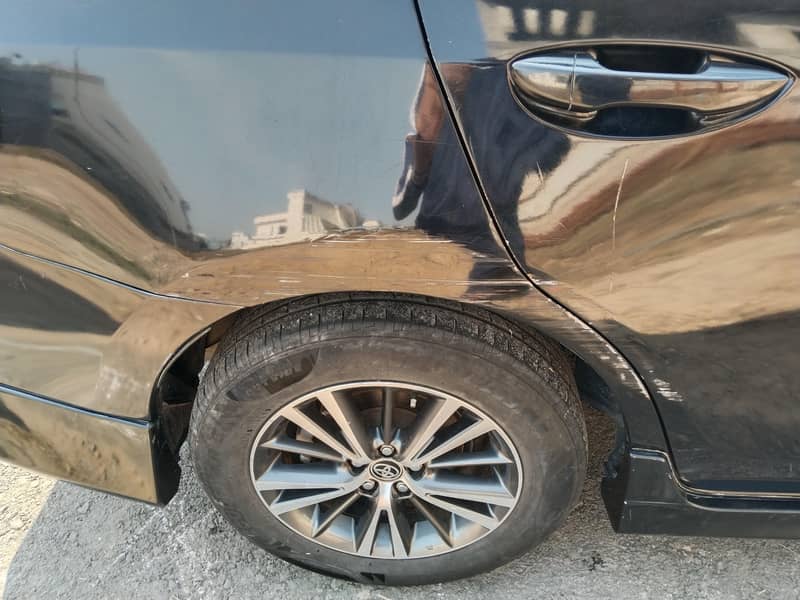 Corolla altis 16