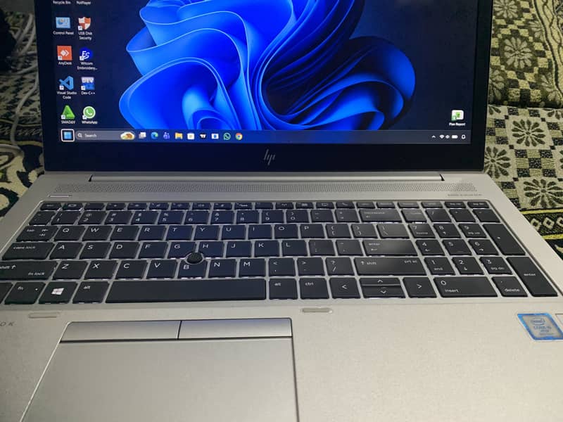 HP E-Lite Book 13