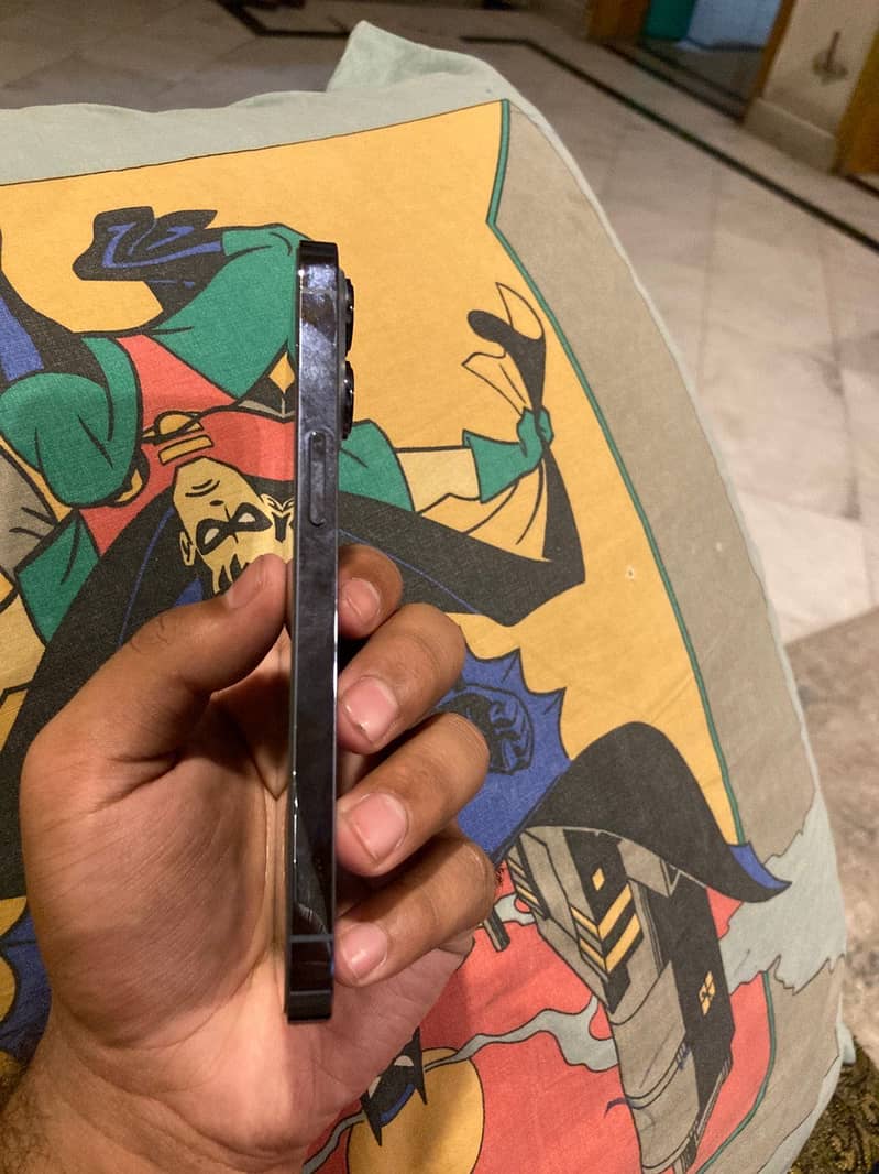 iphone 13 pro 2