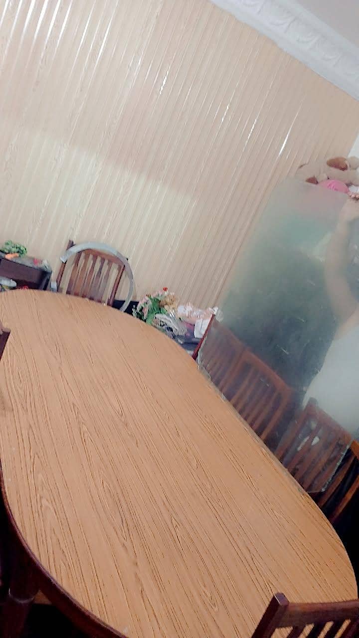8 seater dining table 3