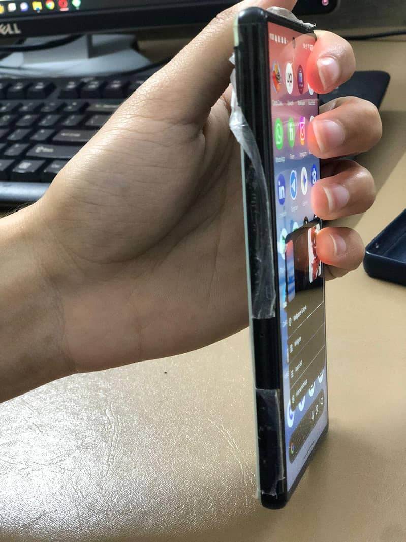 Google pixel 6a 3