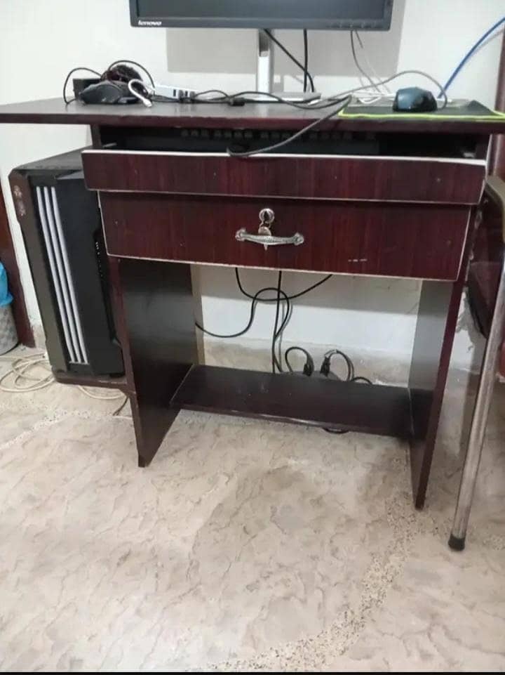 computer table 0