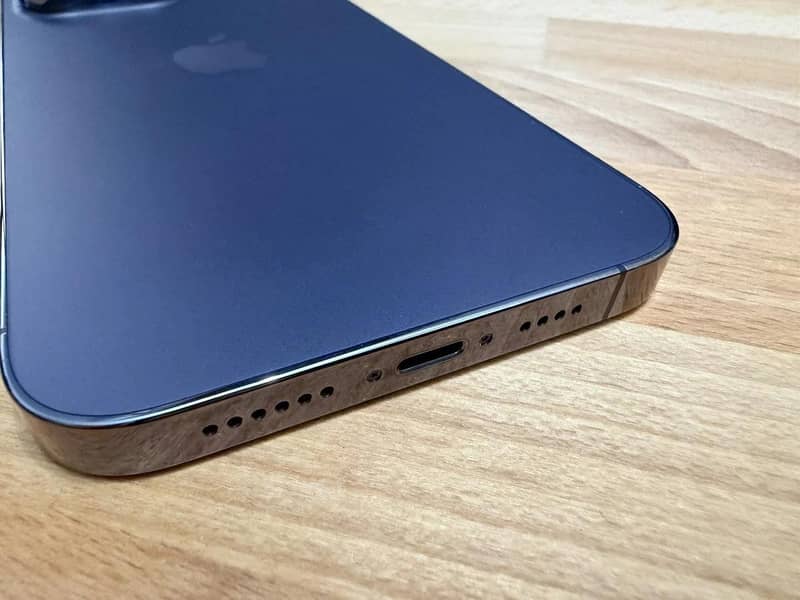 ipone 14 pro max 2