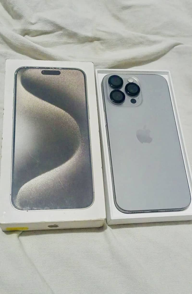 iPhone 15 Pro Max 0