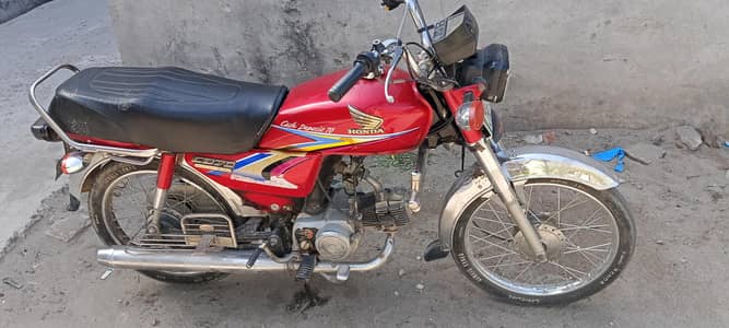 Honda cd70 antique Bick for sale 2011 model