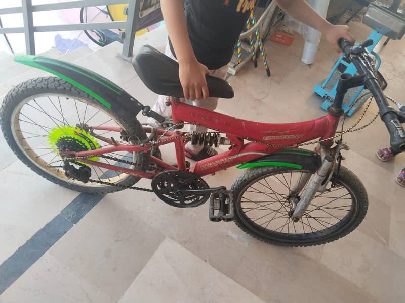 Exotic Cycle 0