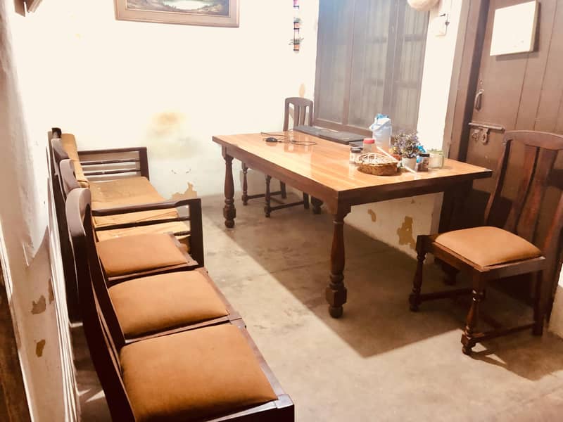 Premium Quality Dining Table Set 1