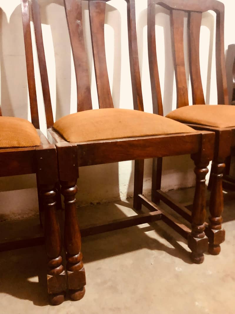 Premium Quality Dining Table Set 8