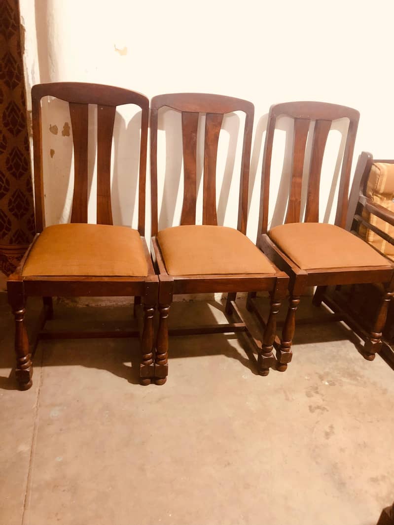 Premium Quality Dining Table Set 11