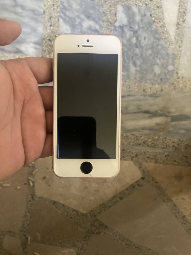 iphone SE 0