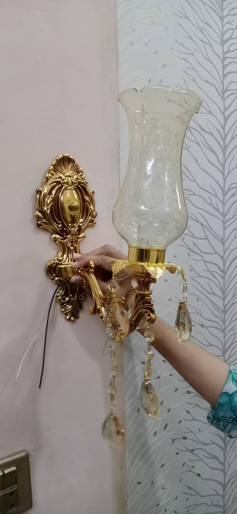 wall light pair 0