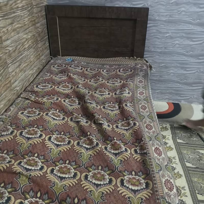 single bed 0