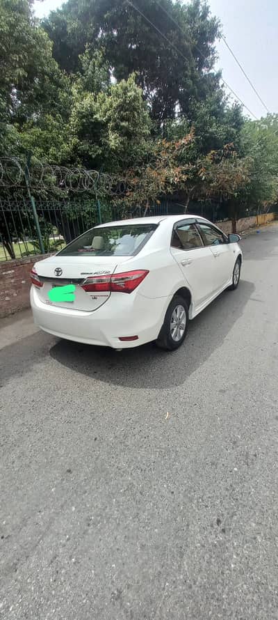 Toyota Corolla Altis 2015