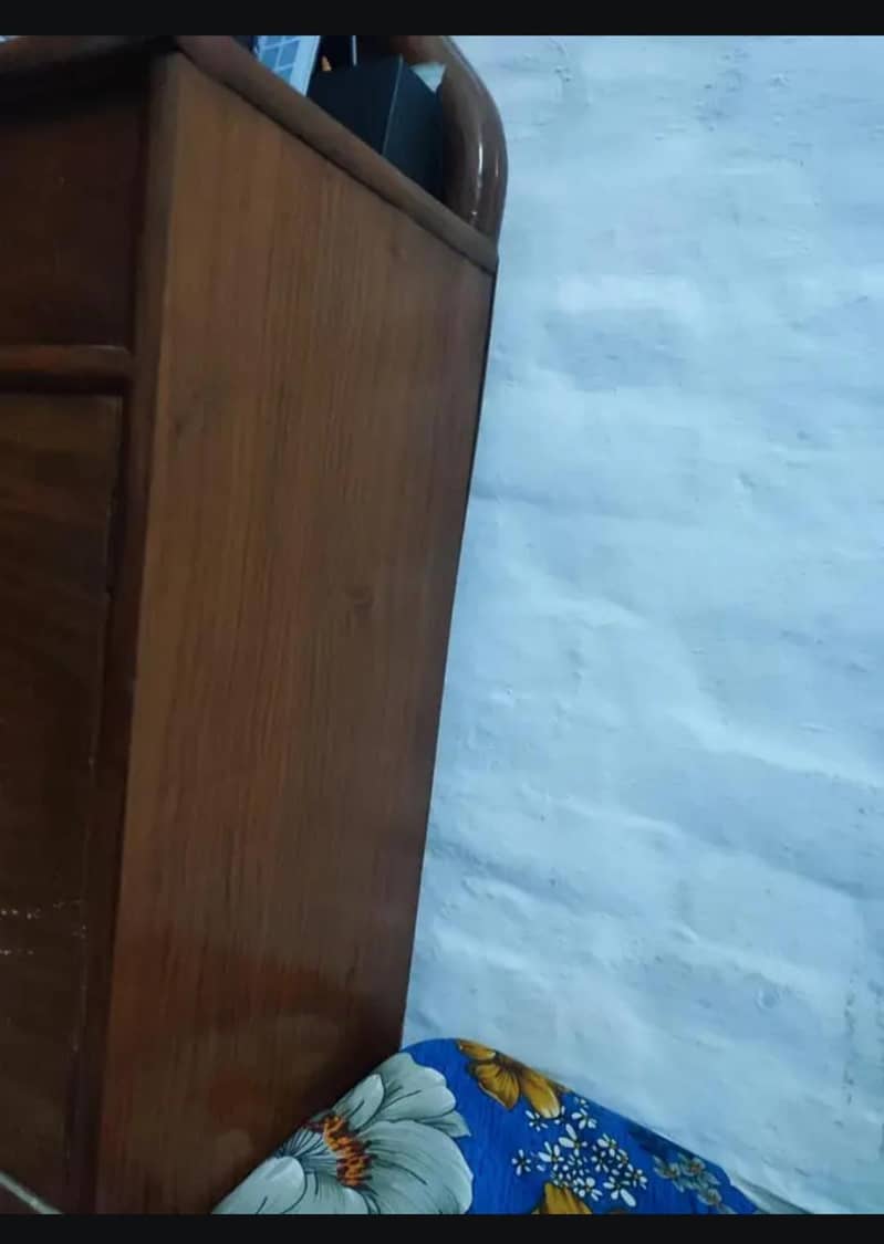 dressing table with drawers 1