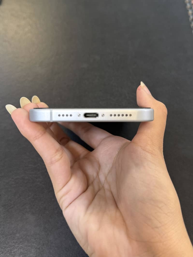 Iphone 15 plus 4