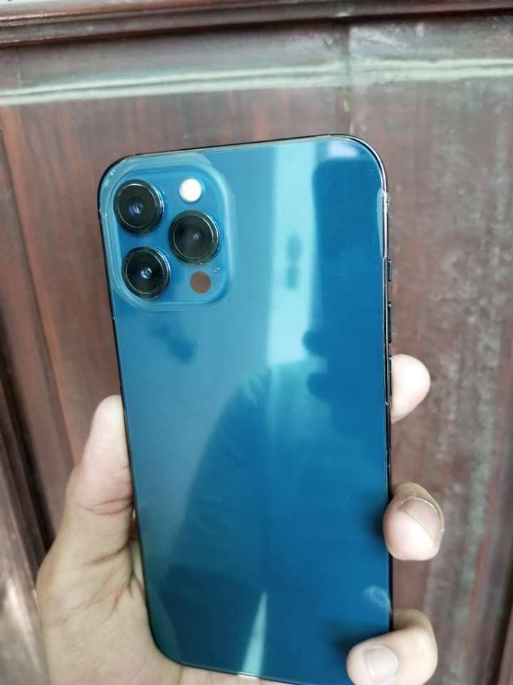 iPhone 12 pro max 9