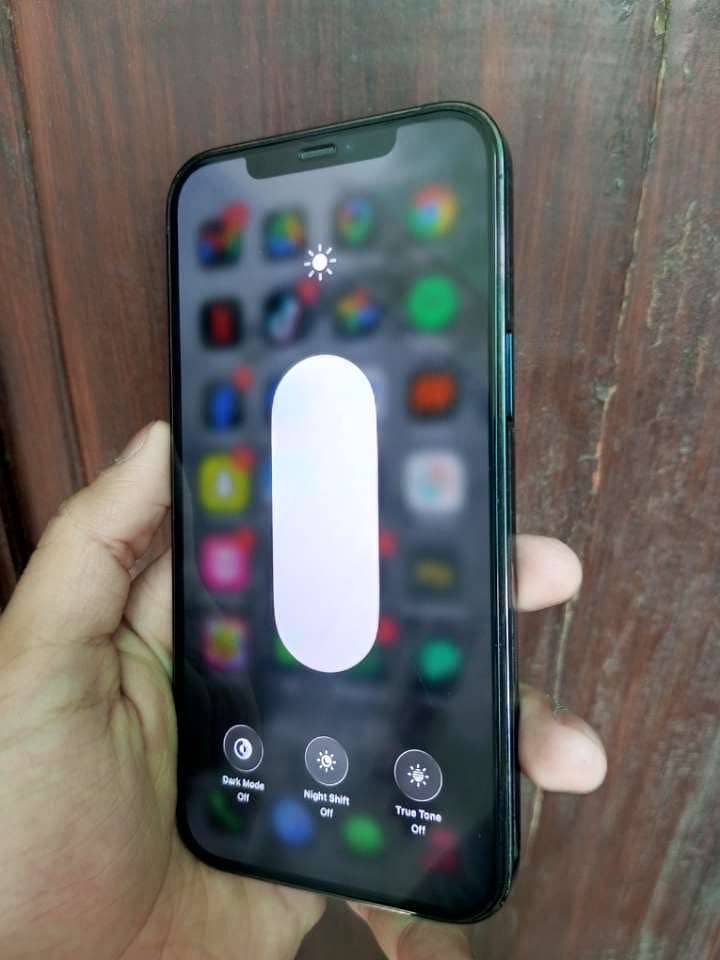 iPhone 12 pro max 10