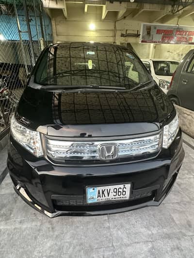 Honda Freed spike 2013/2018 Total original paint