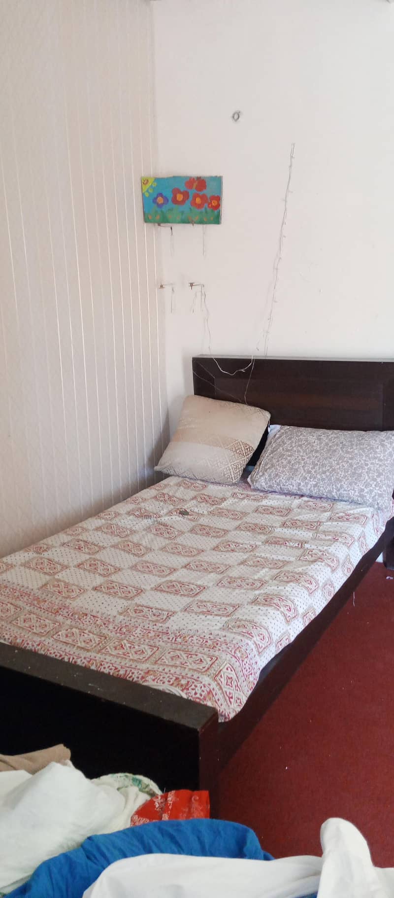 single bed 2