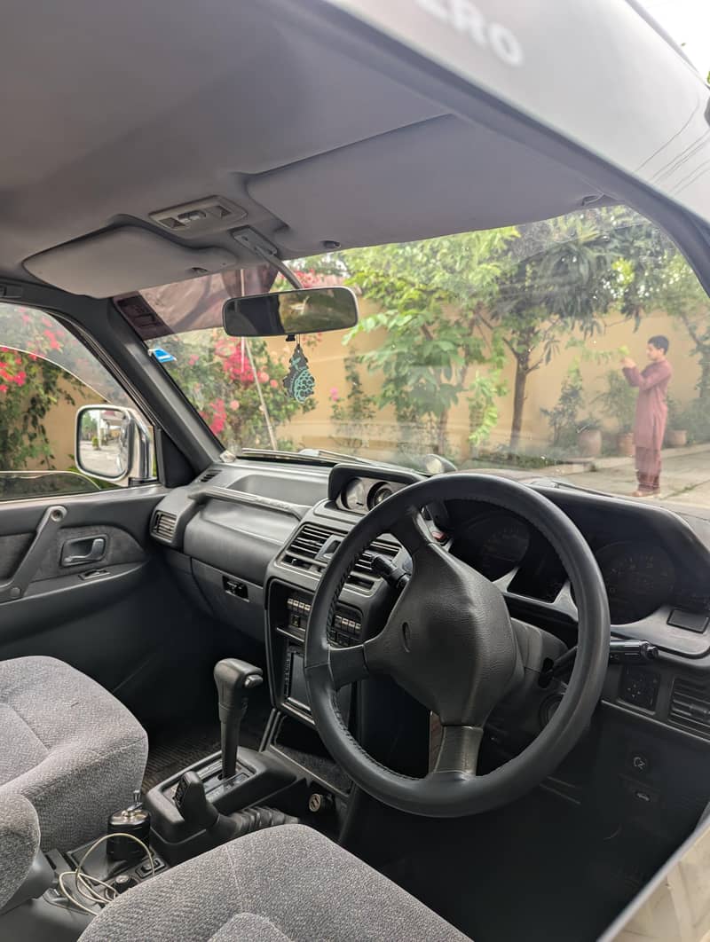 pajero 2