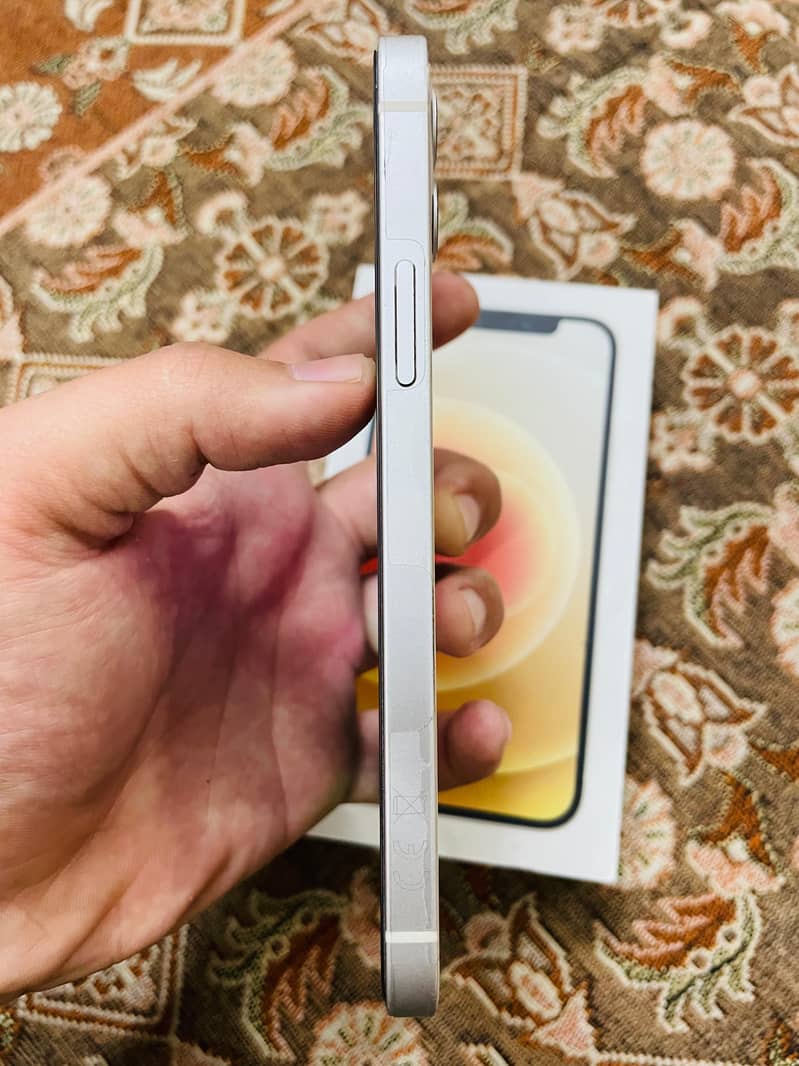 Iphone 12 2