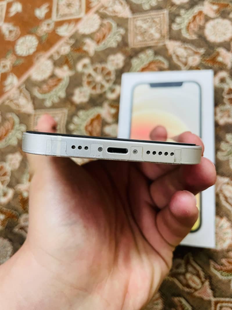 Iphone 12 3
