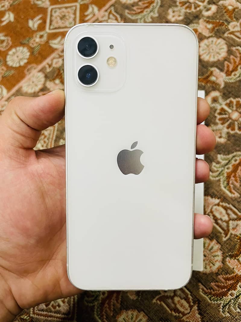 Iphone 12 4