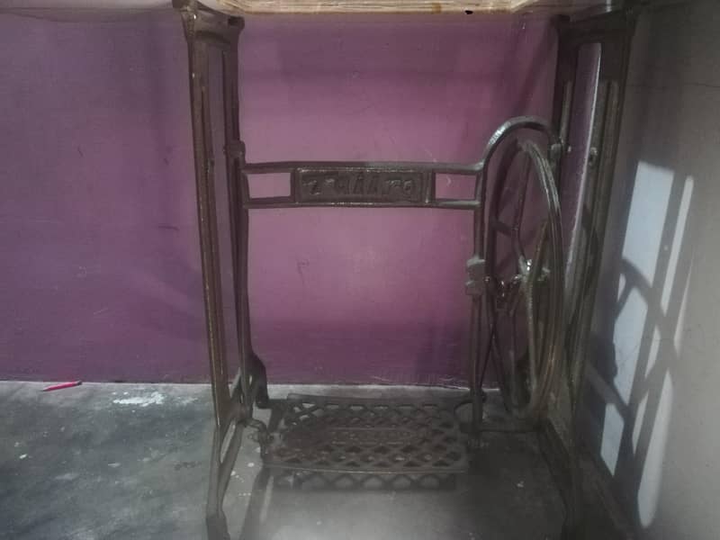 sewing machine Table 1