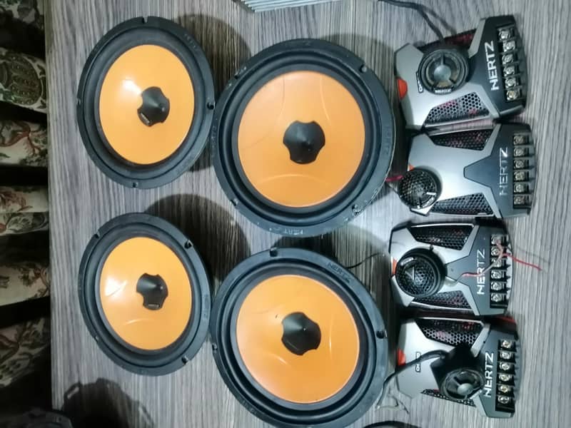 amplifiers subs speakers 17